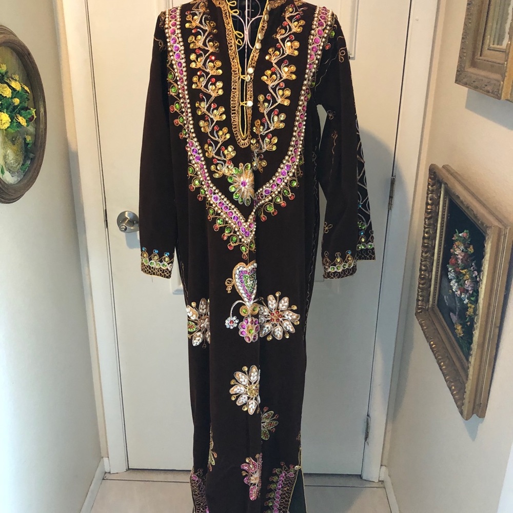 Vintage beauty direct from Saudi Arabia